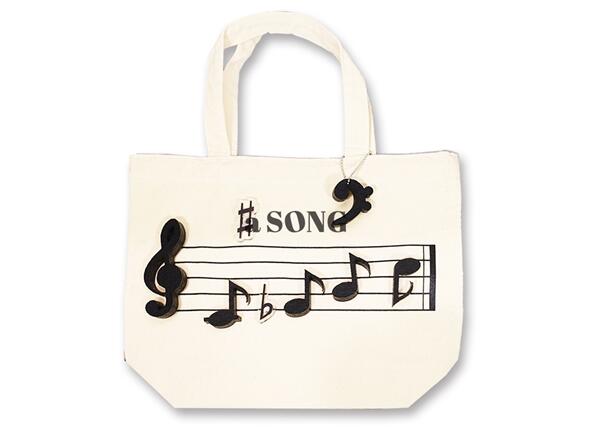 トートの五線譜に音符をレイアウト♪