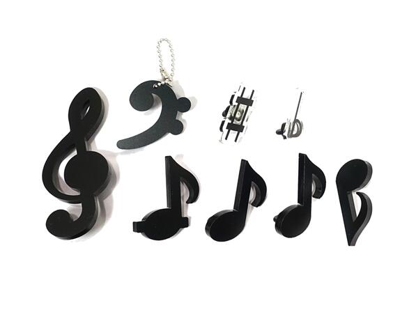 トートの五線譜に音符をレイアウト♪